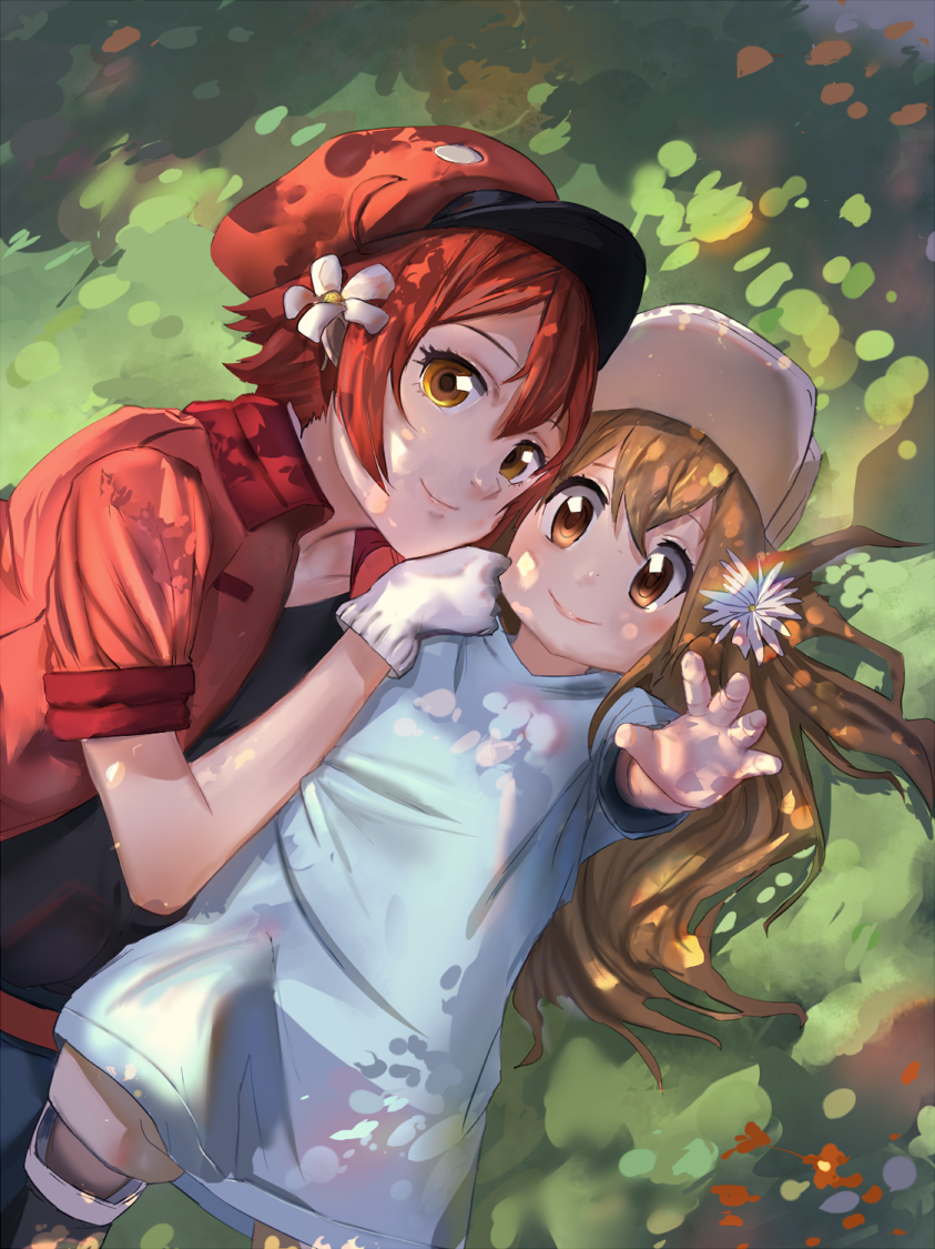 2girls, ae-3803, age_difference, baseball_cap, black_shirt, blue_shirt, brown_eyes, brown_shorts