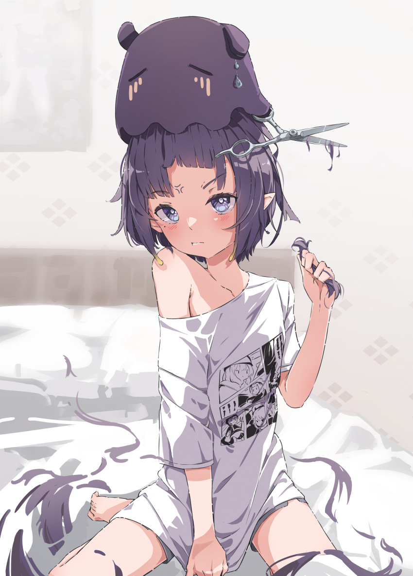 1girl, :t, absurdres, anger_vein, armpit_crease, barefoot, blue_eyes, blurry, blurry_background, blush, bright_pupils, collarbone, cutting_hair, dolphin_shorts, flat_chest, gloom_(expression), grey_shorts, head_tilt, highres, holding, holding_hair, hololive, hololive_english, mole, mole_under_eye, naretsuro, ninomae_ina'nis, ninomae_ina'nis_(5th_costume), off_shoulder, on_bed, pointy_ears, pout, purple_hair, scissors, shirt, short_hair, short_shorts, shorts, sitting, sweatdrop, t-shirt, takodachi_(ninomae_ina'nis), virtual_youtuber, wariza, white_pupils, white_shirt