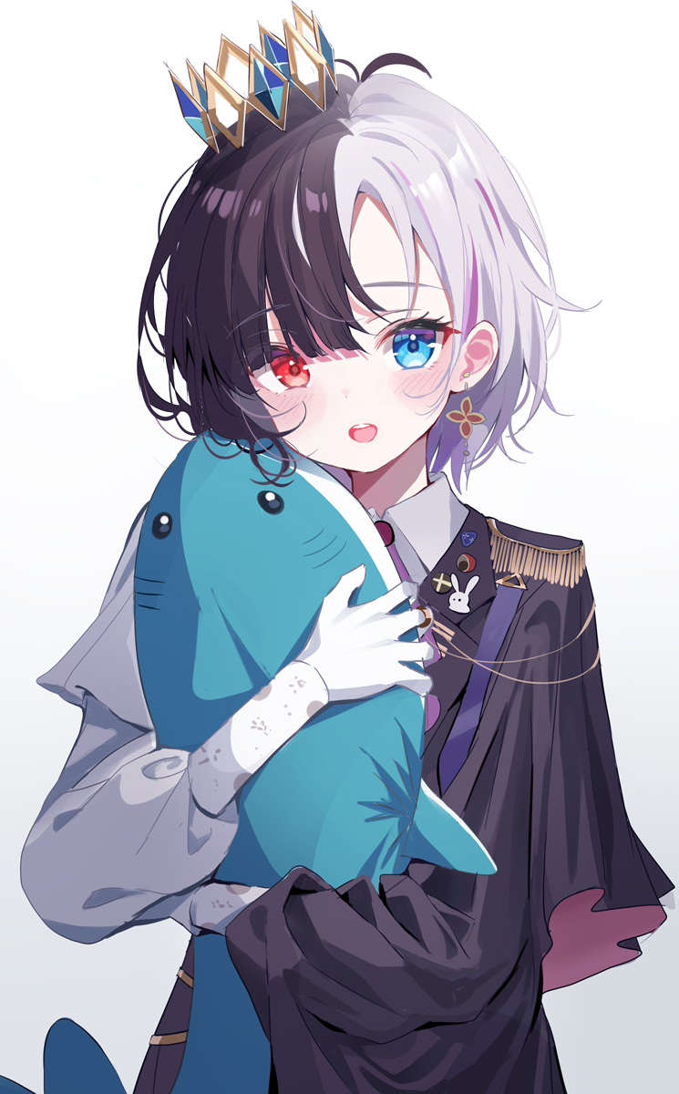 1girl, antenna_hair, asymmetrical_bangs, badge, black_hair, blue_eyes, blush, button_badge, collared_shirt, commentary, crown, deyui, english_commentary, epaulettes, gloves, heterochromia, highres, holding, holding_stuffed_toy, idol_corp, ikea_shark, lapels, looking_at_viewer, medium_hair, mini_crown, multicolored_hair, notched_lapels, open_mouth, purple_hair, red_eyes, rin_penrose, shirt, simple_background, single_epaulette, sleeves_past_elbows, solo, stuffed_animal, stuffed_shark, stuffed_toy, teeth, upper_body, upper_teeth_only, virtual_youtuber, white_background, white_gloves, white_hair, white_shirt, wing_collar