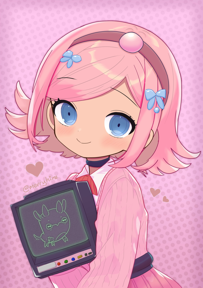 1girl, :>, blue_eyes, blush, choker, cowboy_shot, crt, hair_ornament