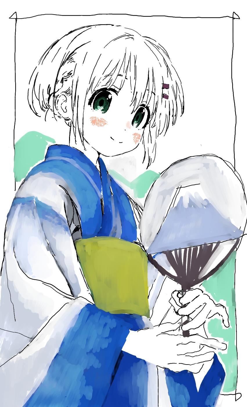 1girl, alternate_costume, alternate_hairstyle, bad_hands, blue_kimono, blush, braid, commentary_request, cowboy_shot, e_eel, french_braid, from_side, green_background, green_eyes, hair_ornament, hairclip, hand_fan, highres, holding, holding_fan, jaggy_lines, japanese_clothes, kimono, long_sleeves, looking_at_viewer, looking_to_the_side, mount_fuji, mountainous_horizon, obi, outline, partially_colored, sash, short_hair, smile, solo, two-tone_background, white_background, white_outline, wide_sleeves, yama_no_susume, yukimura_aoi