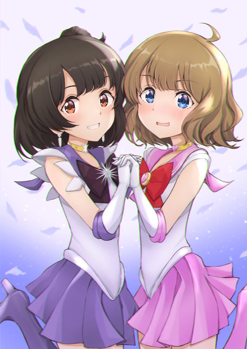 2girls, ahoge, bishoujo_senshi_sailor_moon, black_bow, black_bowtie, black_hair, blue_background, blue_eyes