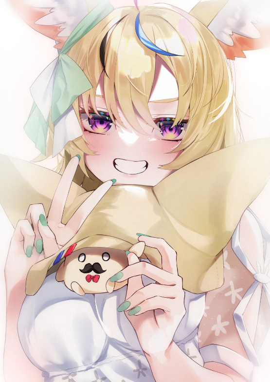 1girl, animal_ears, blonde_hair, blush, fox_ears, fox_girl, green_nails, grin