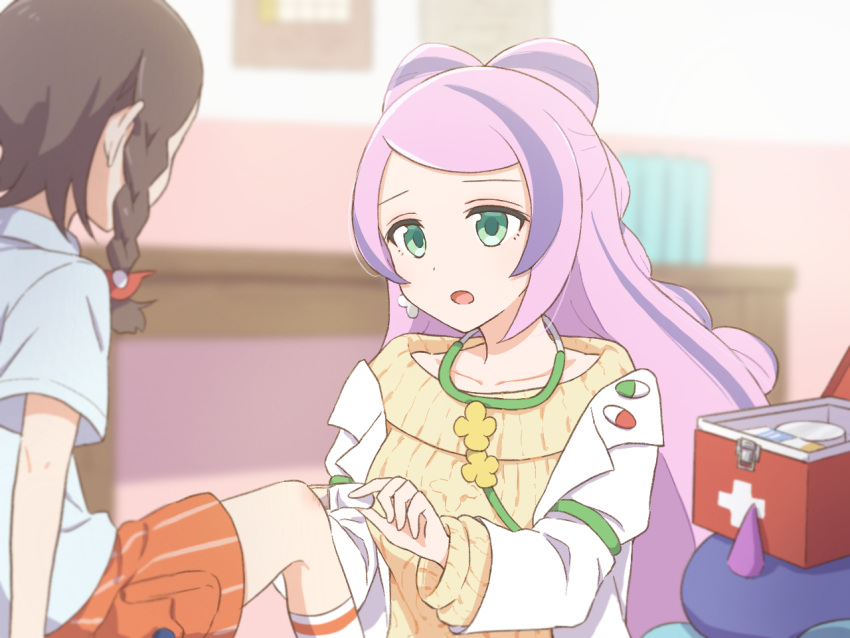 2girls, :o, applying_bandaid, blurry, blurry_background, box, braid, brown_hair