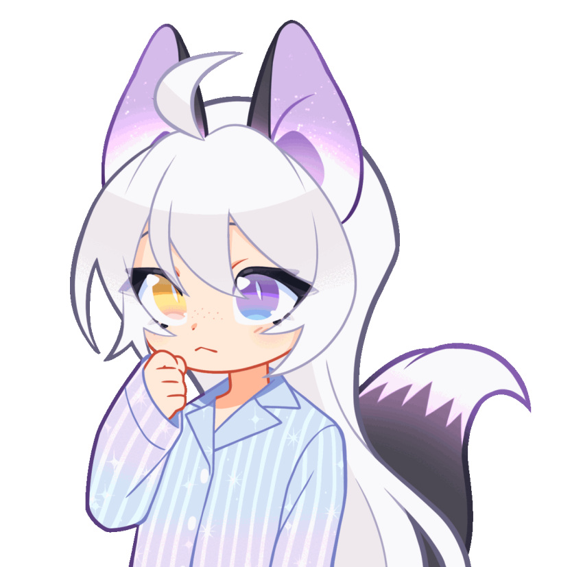 1girl, :<, ahoge, animated, arm_up, blue_eyes, blush, bounce, bust, ear_twitch, fox_ears, freckles, heterochromia, indie_virtual_youtuber, kitsune_mimi, long_hair, momotan, original, original_character, pajamas, pink_eyes, raggychiffon, solo, tail, violet_eyes, white_hair, yellow_eyes
