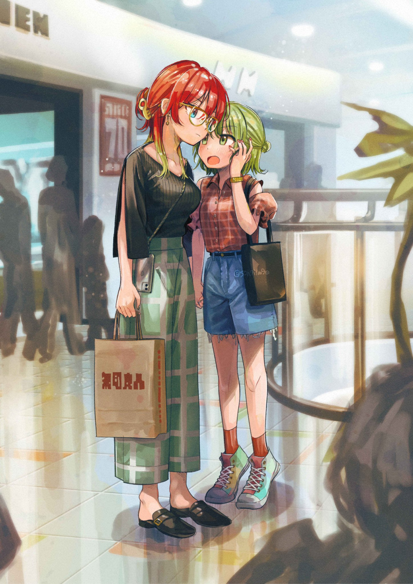 2girls, aketa_mikoto, alternate_costume, bag, bespectacled, breasts, brown_hair, casual