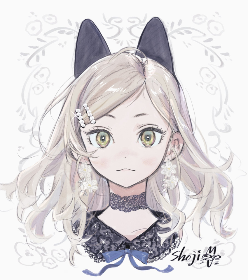 1girl, :<, blonde_hair, blue_ribbon, bright_pupils, cat_ear_hairband, choker, collarbone