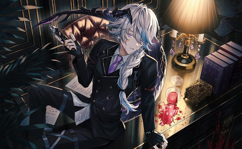 1boy, alcohol, arknights, azuma_hatori, black_suit, blood, blood_on_face, blood_on_weapon, blue_hair, book, braid, buttons, chair, commentary, cup, dagger, desk, double-breasted, dragon_boy, dragon_horns, dragon_tail, drinking_glass, earrings, feet_out_of_frame, formal, glass_shards, head_tilt, highres, holding, holding_dagger, holding_knife, holding_weapon, horns, indoors, jewelry, knee_up, knife, lamp, light_blue_hair, long_hair, looking_at_viewer, male_focus, mixed-language_commentary, multicolored_hair, necktie, on_desk, parted_lips, plant, purple_necktie, puzzle_(arknights), sitting, sitting_on_desk, solo, spill, streaked_hair, striped_necktie, suit, swept_bangs, tail, thigh_strap, violet_eyes, weapon, white_hair, wine, wine_glass