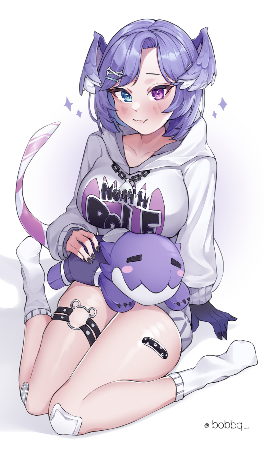 1girl, absurdres, black_nails, blue_eyes, bobbq, breast_rest, breasts, dragon_girl, dragon_tail, dragoon_(selen_tatsuki), fang, hair_ornament, hairclip, head_wings, heterochromia, highres, hood, hoodie, long_sleeves, looking_at_viewer, medium_breasts, nijisanji, nijisanji_en, official_alternate_costume, purple_hair, purple_wings, selen_tatsuki, selen_tatsuki_(3rd_costume), short_hair, simple_background, skin_fang, smile, socks, solo, stuffed_animal, stuffed_toy, tail, thigh_strap, violet_eyes, virtual_youtuber, white_background, white_socks, wings, x_hair_ornament