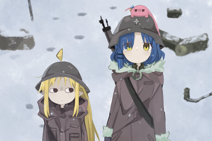 absurdres, black_headwear, blonde_hair, blue_hair, bocchi_the_rock!, brown_jacket, chito_(shoujo_shuumatsu_ryokou), chito_(shoujo_shuumatsu_ryokou)_(cosplay)