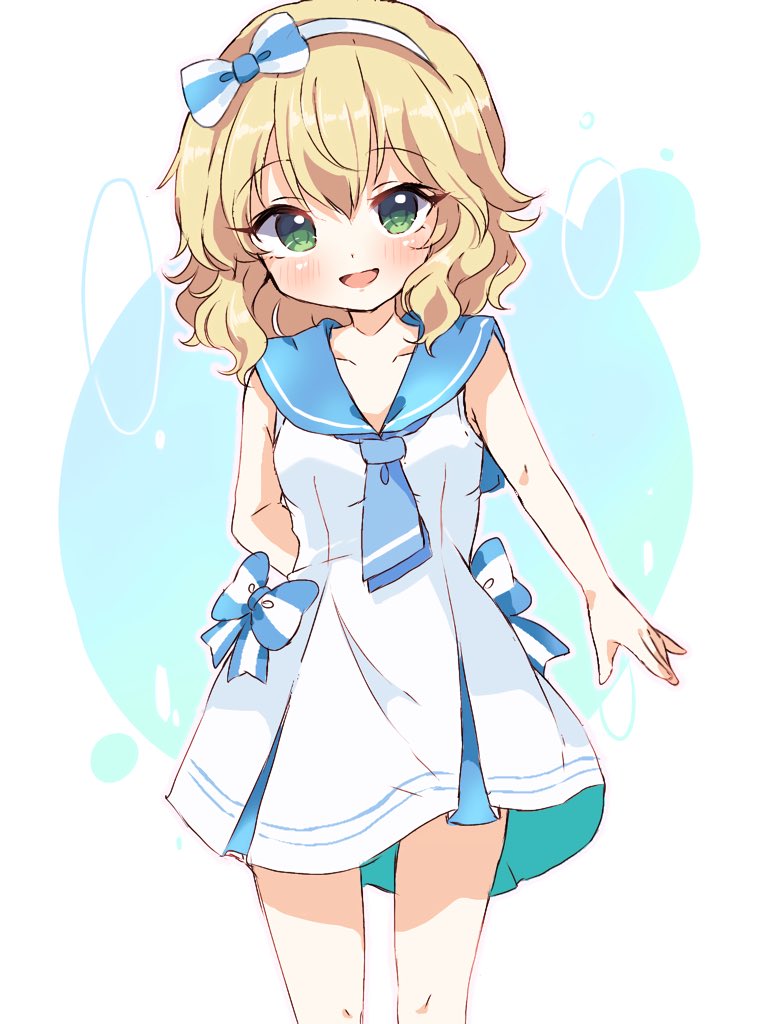 1girl, arm_behind_back, blonde_hair, blue_background, blue_bow, blue_neckerchief, blue_sailor_collar, blush, bow, bow_hairband, collarbone, commentary, cropped_legs, curly_hair, dress, dress_bow, green_eyes, hairband, idolmaster, idolmaster_cinderella_girls, idolmaster_cinderella_girls_u149, looking_at_viewer, neckerchief, open_mouth, remiri_nicoeli, sailor_collar, sailor_dress, sakurai_momoka, short_hair, simple_background, sleeveless, sleeveless_dress, smile, two-tone_background, two-tone_bow, white_background, white_bow, white_dress, white_hairband