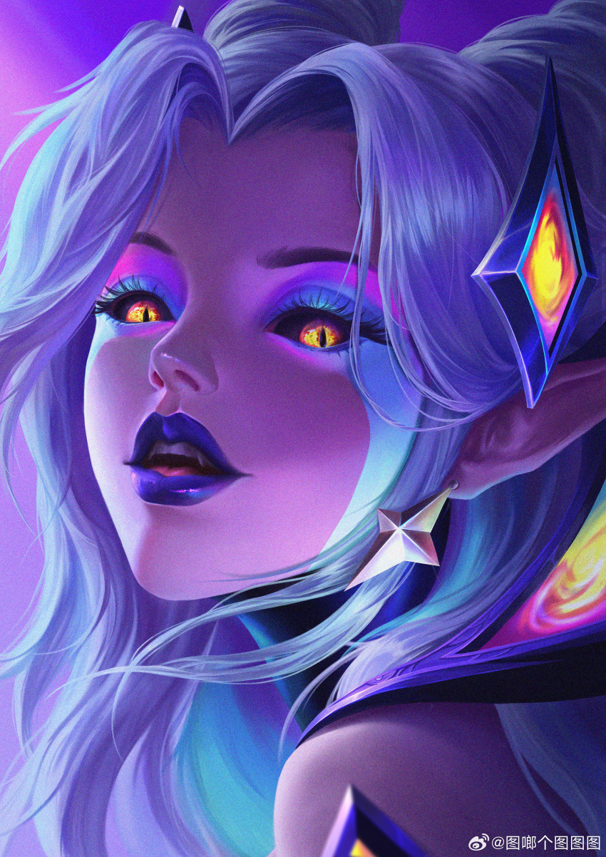 1girl, absurdres, artist_name, black_lips, black_sclera, blue_eyeshadow, close-up, colored_sclera, earrings, eyelashes, eyeshadow, fangs, highres, jewelry, league_of_legends, lipstick, long_hair, looking_at_viewer, makeup, morgana_(league_of_legends), open_mouth, parted_bangs, pointy_ears, portrait, sidelocks, simple_background, solo, star_guardian_(league_of_legends), star_nemesis_morgana, tainjinvivo, teeth, upper_teeth_only, white_hair, yellow_eyes