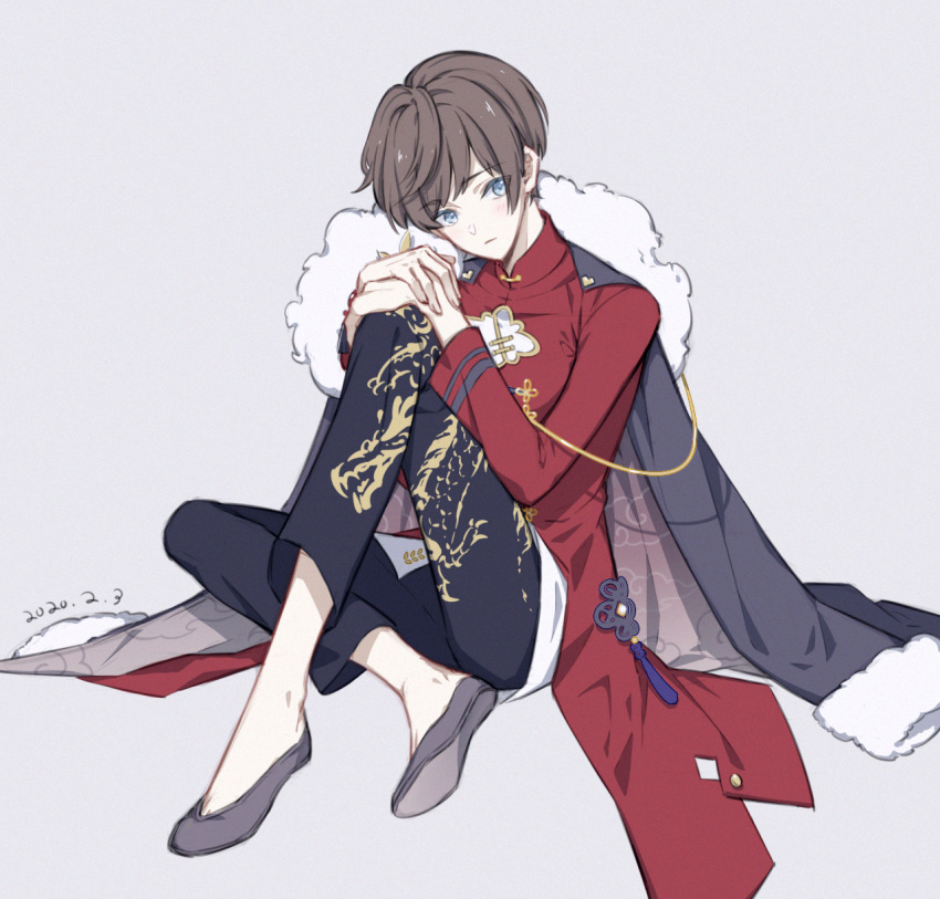 1boy, black_pants, blue_eyes, brown_hair, changpao, chinese_clothes, chinese_knot, choppy_bangs