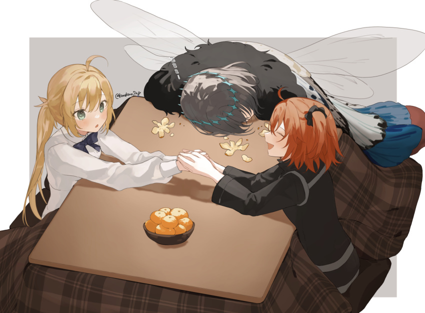 1boy, 2girls, ahoge, artoria_caster_(fate), artoria_pendragon_(fate), black_bow, black_scrunchie, black_shirt