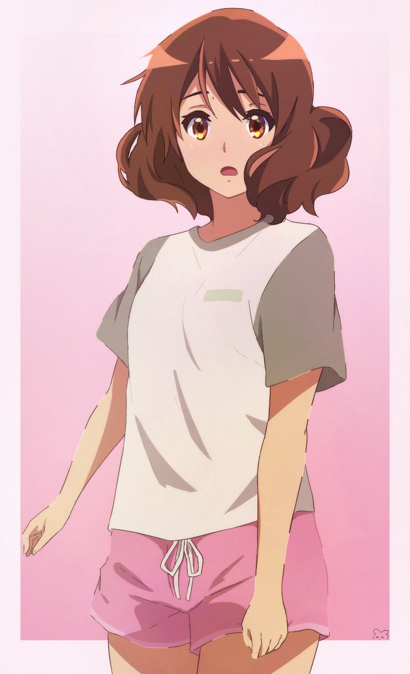 1girl, brown_eyes, brown_hair, cowboy_shot, drawstring, gradient_background, hair_between_eyes, hibike!_euphonium
