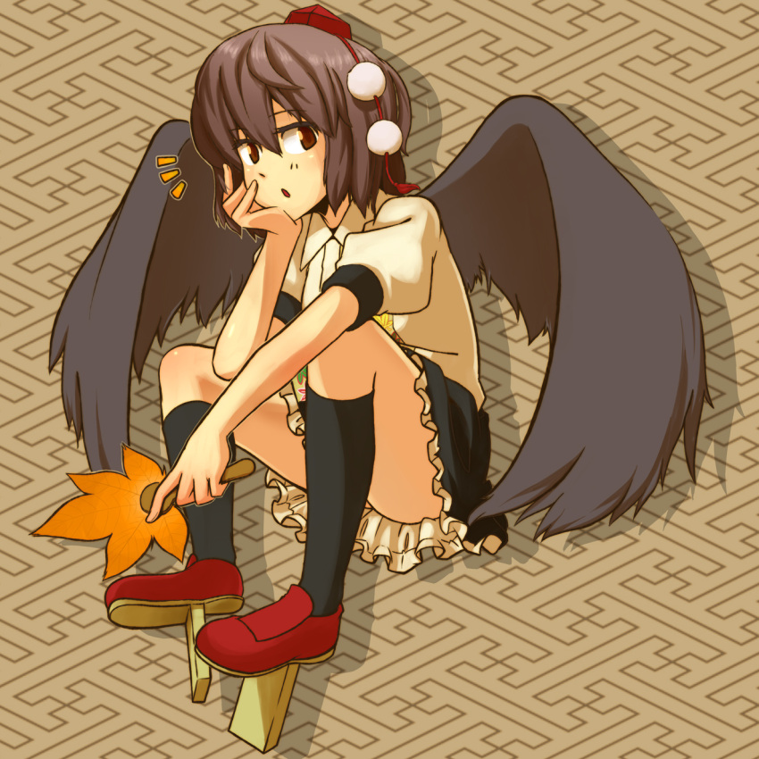 brown_hair, geta, hat, highres, sawara, shameimaru_aya, tengu-geta, tokin_hat, touhou, wings