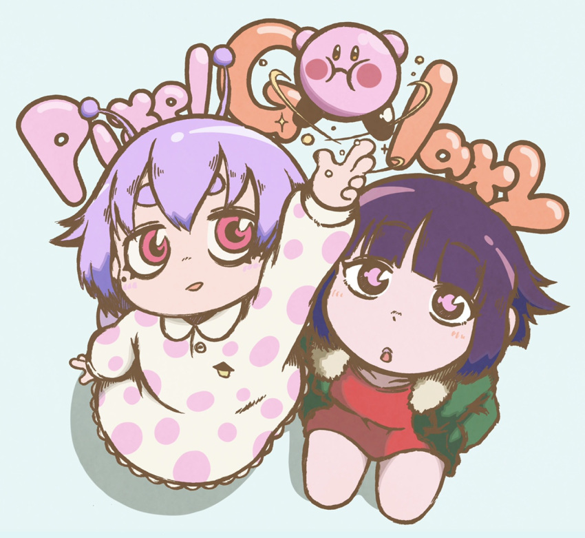 2girls, :i, antennae, appleq, arm_up, blue_background, blush, brown_eyes