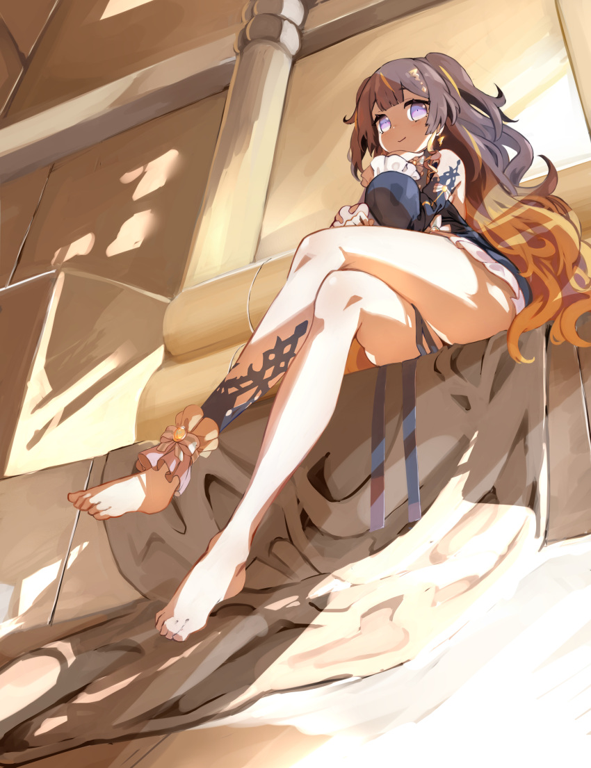 1girl, absurdres, ankle_ribbon, anya_melfissa, anya_melfissa_(1st_costume), barefoot, black_dress, blonde_hair, blunt_bangs, brown_hair, crossed_legs, dangle_earrings, detached_sleeves, dress, earrings, frills, full_body, highres, hololive, hololive_indonesia, jewelry, leg_ribbon, long_hair, looking_at_viewer, multicolored_hair, qiandao_you, ribbon, sitting, smile, solo, tattoo, thighs, two_side_up, very_long_hair, violet_eyes, virtual_youtuber, wavy_hair