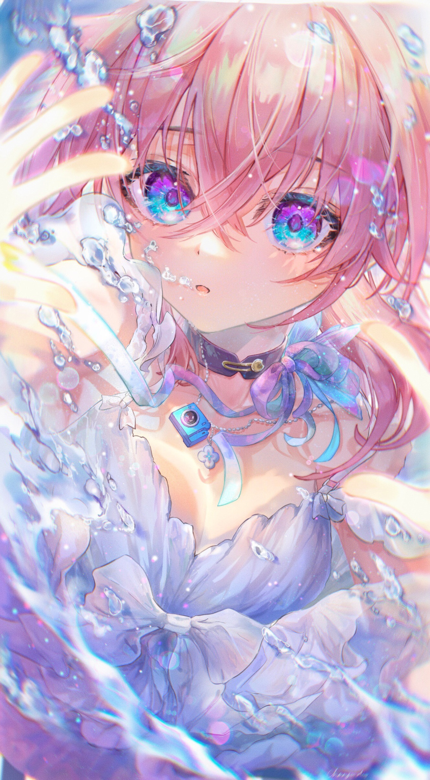 1girl, absurdres, alternate_costume, artist_name, black_choker, blue_eyes, bow, bowtie