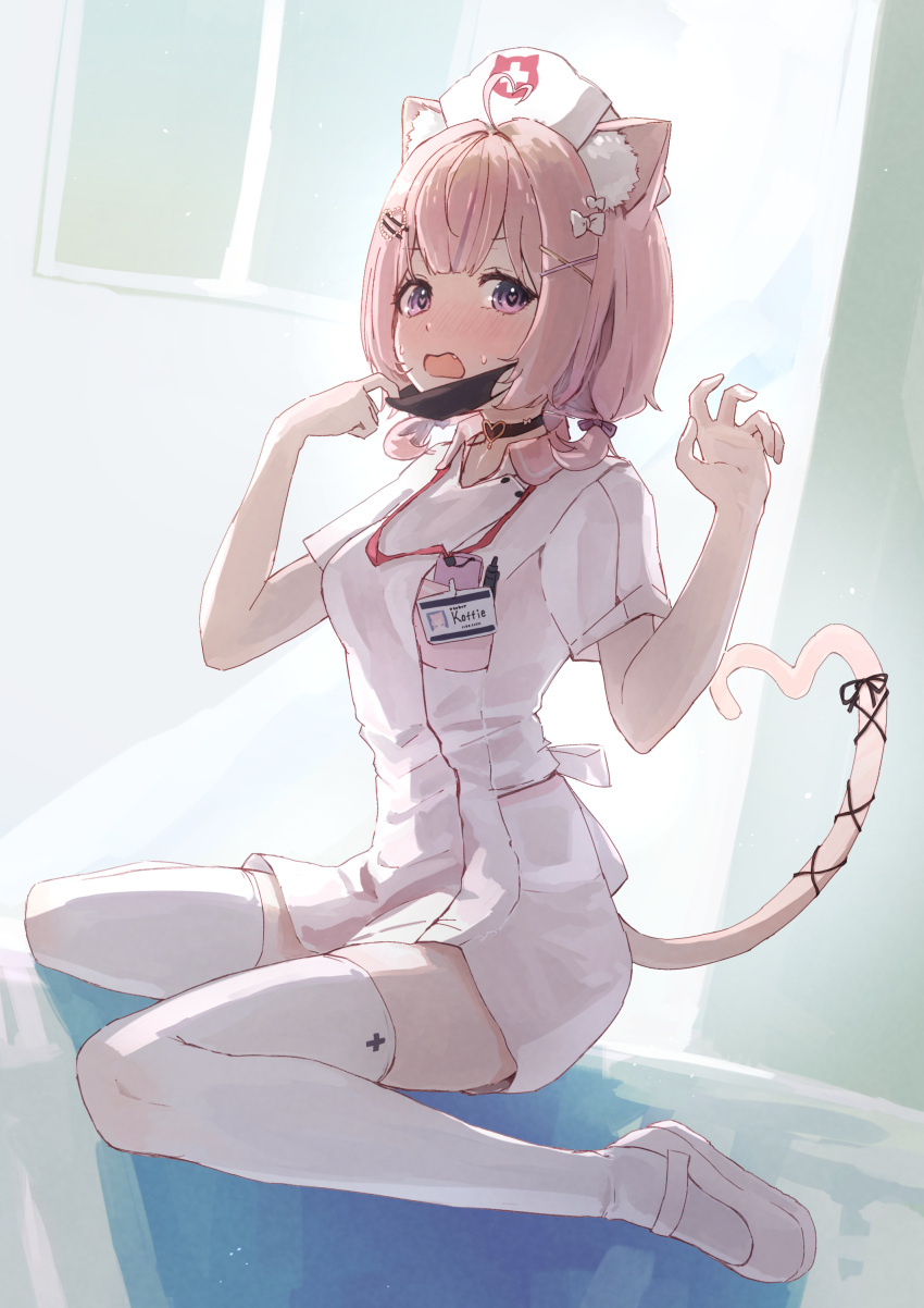 1girl, absurdres, ahoge, aisu_koffie, animal_ear_fluff, animal_ears, black_choker, black_ribbon