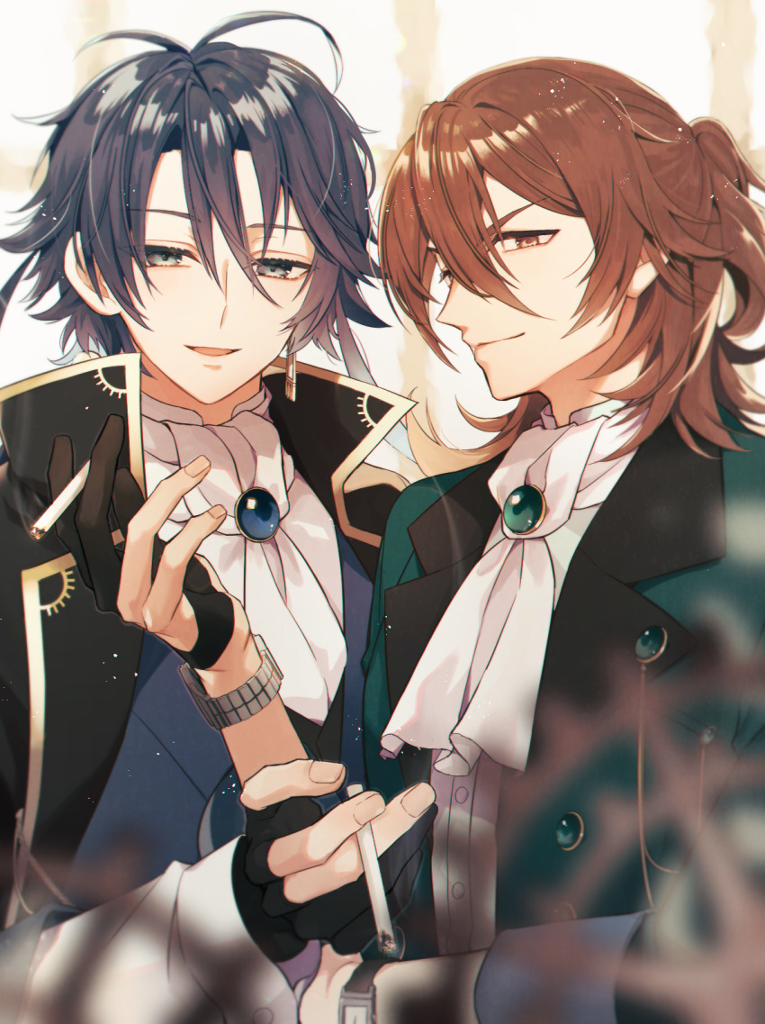 2boys, akutagawa_ryuunosuke_(bungou_to_alchemist), antenna_hair, ascot, between_fingers, black_eyes, black_gloves, black_jacket