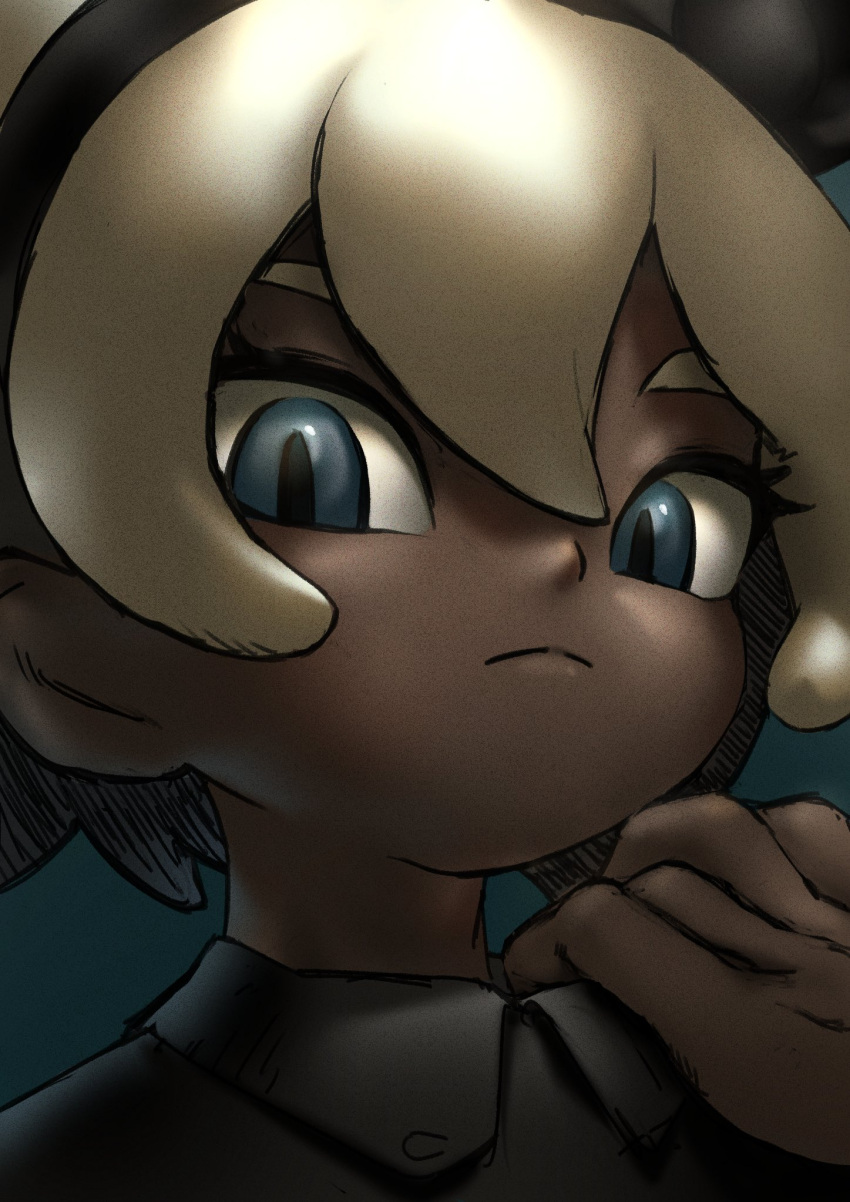 1girl, bea_(pokemon), black_hairband, blue_background, blue_eyes, dark-skinned_female, dark_skin, film_grain, frown, hair_between_eyes, hairband, hand_up, highres, light_brown_hair, pokemon, pokemon_(game), pokemon_swsh, portrait, short_hair, simple_background, solo, split_mouth, tenshinhannnn