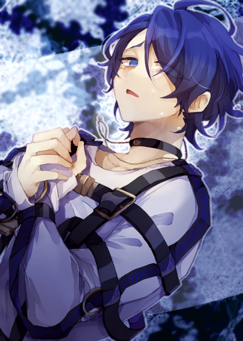 1boy, ahoge, black_choker, black_garter_straps, blue_background, blue_eyes, blue_hair, choker
