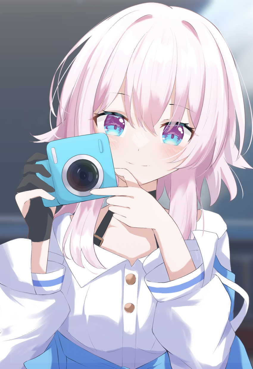 1girl, archery_shooting_glove, black_choker, black_gloves, blue_eyes, blue_jacket, blurry, blurry_background, blush, buttons, camera, choker, closed_mouth, commentary_request, dress_shirt, gloves, hands_up, highres, holding, holding_camera, honkai:_star_rail, honkai_(series), jacket, koenage_kaoru, long_sleeves, looking_at_viewer, march_7th_(honkai:_star_rail), medium_hair, partially_fingerless_gloves, pink_eyes, pink_hair, shirt, single_glove, smile, solo, two-tone_eyes, upper_body, violet_eyes, white_shirt
