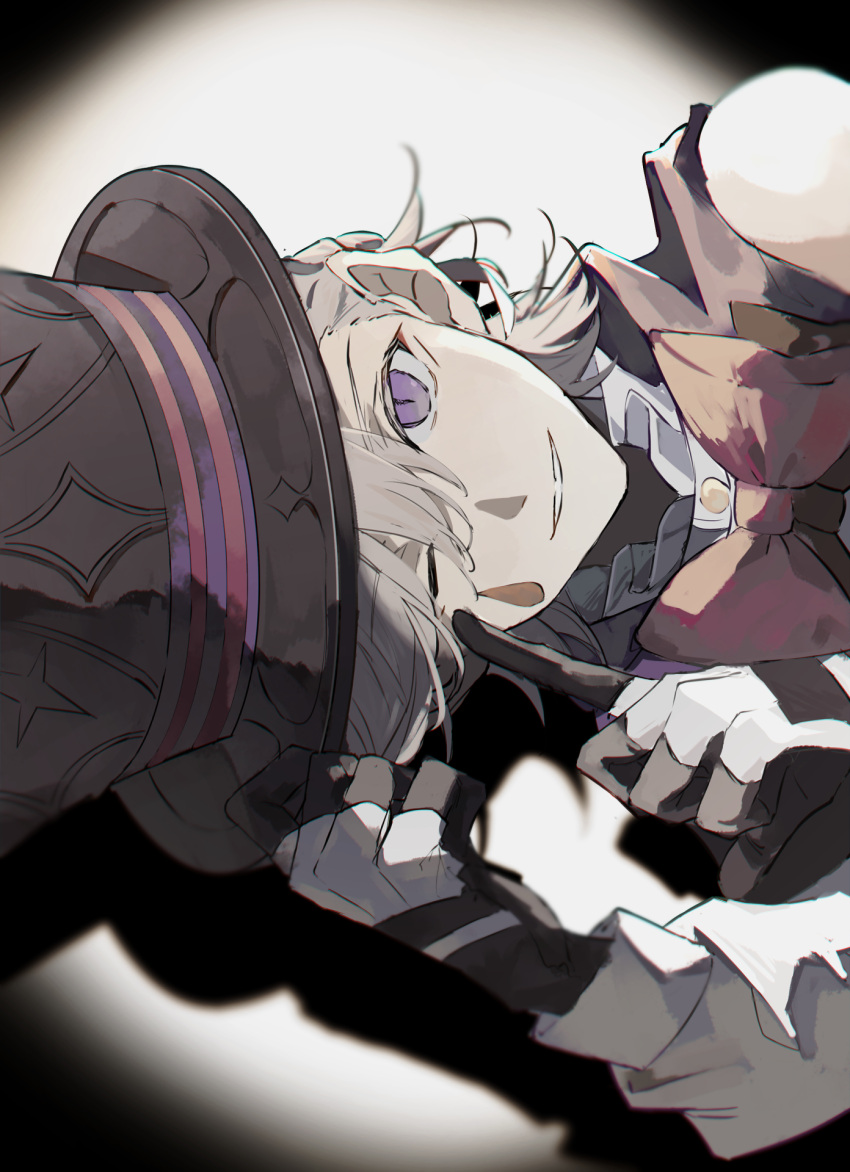1boy, bishounen, black_gloves, bow, bowtie, genshin_impact, gloves, grey_hair