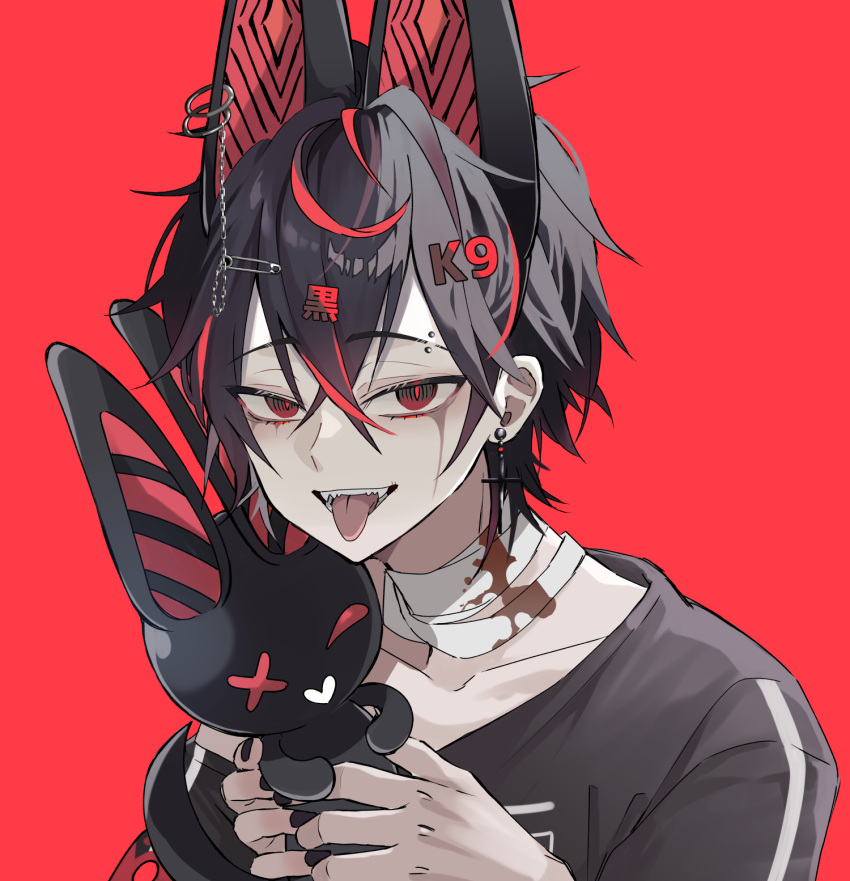 1boy, animal_ears, bandaged_neck, bandages, black_eyes, black_hair, black_nails, black_shirt, blood, chain, collarbone, creature, cross, cross_earrings, ear_piercing, earrings, eyebrow_piercing, fangs, gradient_eyes, hair_between_eyes, highres, holding, holding_creature, jewelry, kuro_kurenai, letter_hair_ornament, looking_at_viewer, may_nakasaki, multicolored_eyes, multicolored_hair, nail_polish, open_mouth, piercing, red_background, red_eyes, red_pupils, redhead, ringed_eyes, safety_pin, shirt, short_hair, smile, solo, streaked_hair, tongue, tongue_out, virtual_youtuber, vshojo