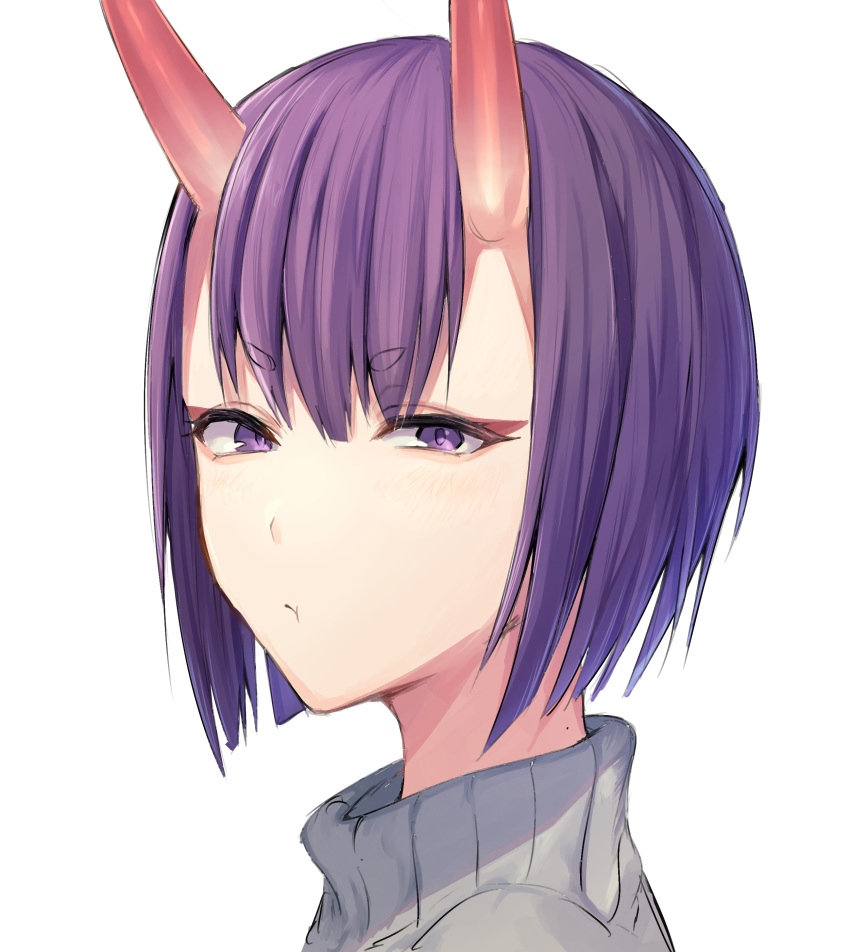 1girl, absurdres, closed_mouth, commentary, eyeliner, fate/grand_order, fate_(series), grey_sweater