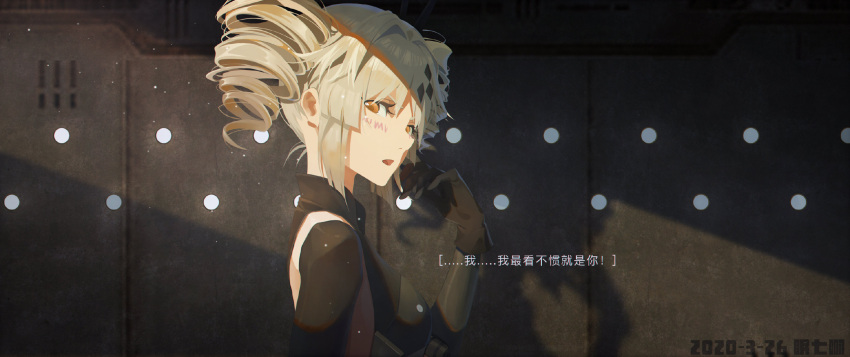 1girl, adjusting_hair, artist_name, black_gloves, black_shirt, black_sleeves, blonde_hair, blunt_ends, breasts, chinese_commentary, chinese_text, commentary, dated, detached_sleeves, drill_hair, embarrassed, from_side, gloves, hair_intakes, hair_ornament, highres, joints, karenina:_ember_(punishing:_gray_raven), karenina_(punishing:_gray_raven), light_blush, light_particles, lone_nape_hair, looking_at_viewer, looking_to_the_side, mechanical_arms, medium_breasts, mianqia, open_mouth, orange_eyes, punishing:_gray_raven, robot_joints, shadow, shirt, simplified_chinese_text, sleeveless, sleeveless_shirt, solo, twin_drills, upper_body