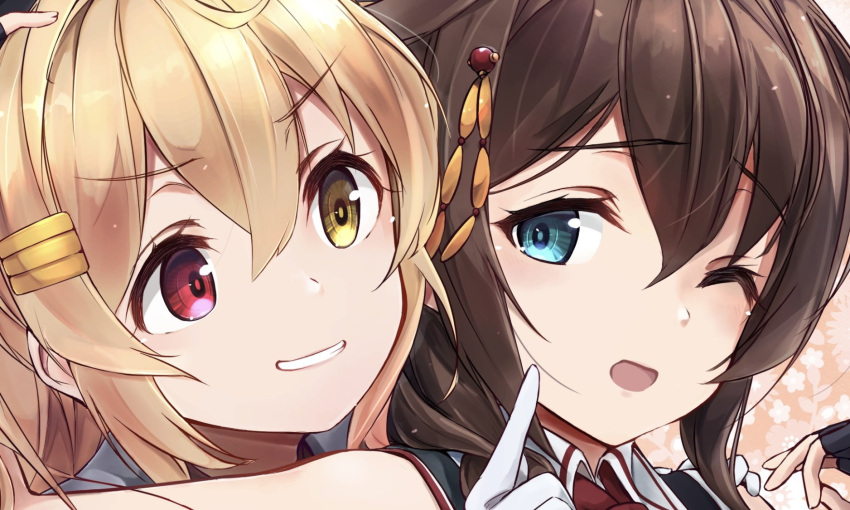 2girls, black_gloves, black_hair, blue_eyes, braid, brown_eyes, close-up, fingerless_gloves