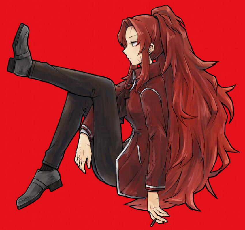 1girl, ascot, black_ascot, black_footwear, black_pants, breasts, brooch, gebura_(project_moon), high_ponytail, highres, jacket, jewelry, large_breasts, leg_up, library_of_ruina, long_hair, long_sleeves, pants, project_moon, red_background, red_jacket, redhead, shoes, sidelocks, simple_background, solo, very_long_hair, york0pm