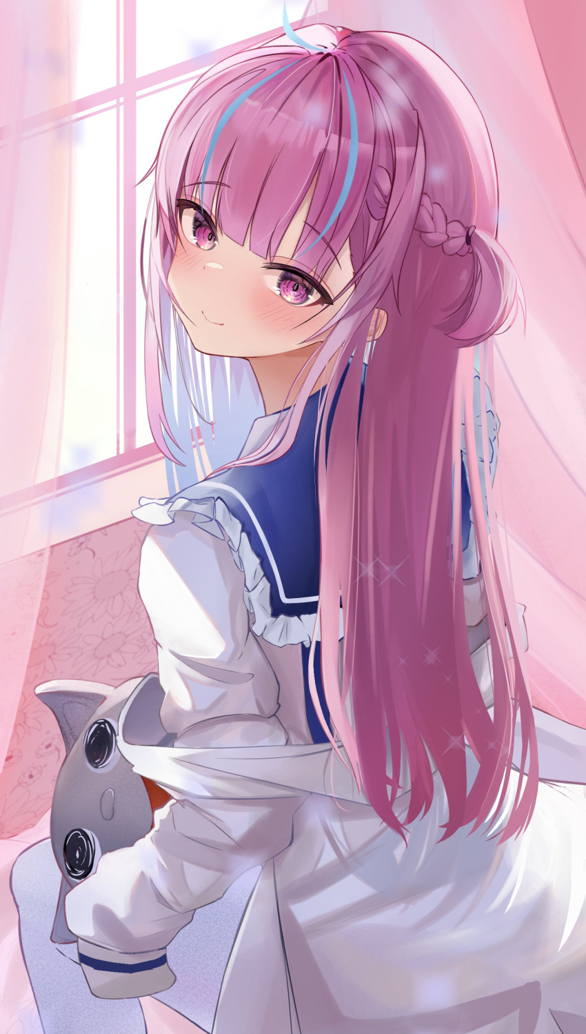 1girl, absurdres, closed_mouth, colored_inner_hair, highres, hololive, jacket, long_hair