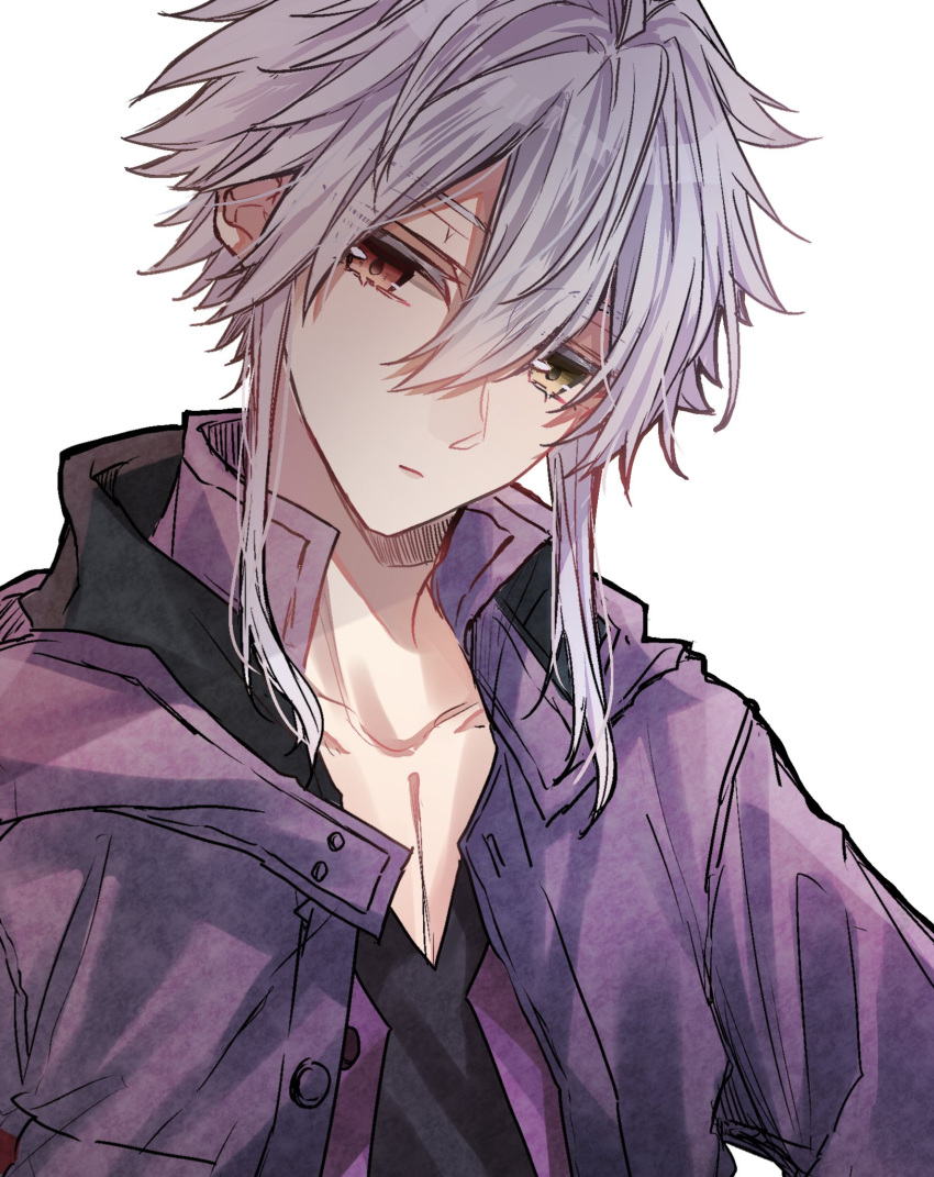 1boy, aiaiharuharu, black_hoodie, closed_mouth, expressionless, grey_background, grey_hair, heterochromia, highres, hood, hood_down, hoodie, jacket, long_sleeves, male_focus, orlok_(piofiore_no_bansho), piofiore_no_bansho, purple_jacket, red_eyes, short_hair_with_long_locks, solo, yellow_eyes