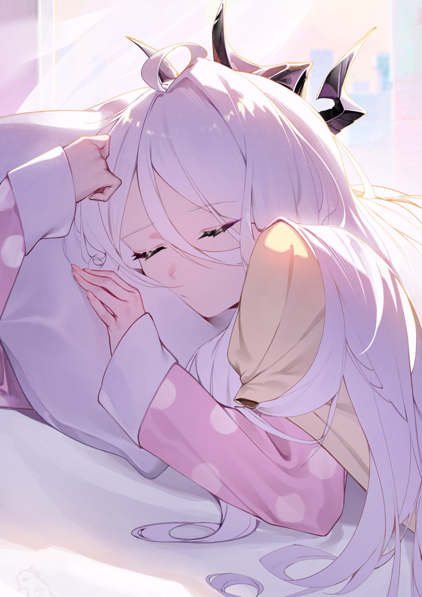 1girl, absurdres, ahoge, black_horns, blue_archive, closed_eyes, closed_mouth, commentary_request