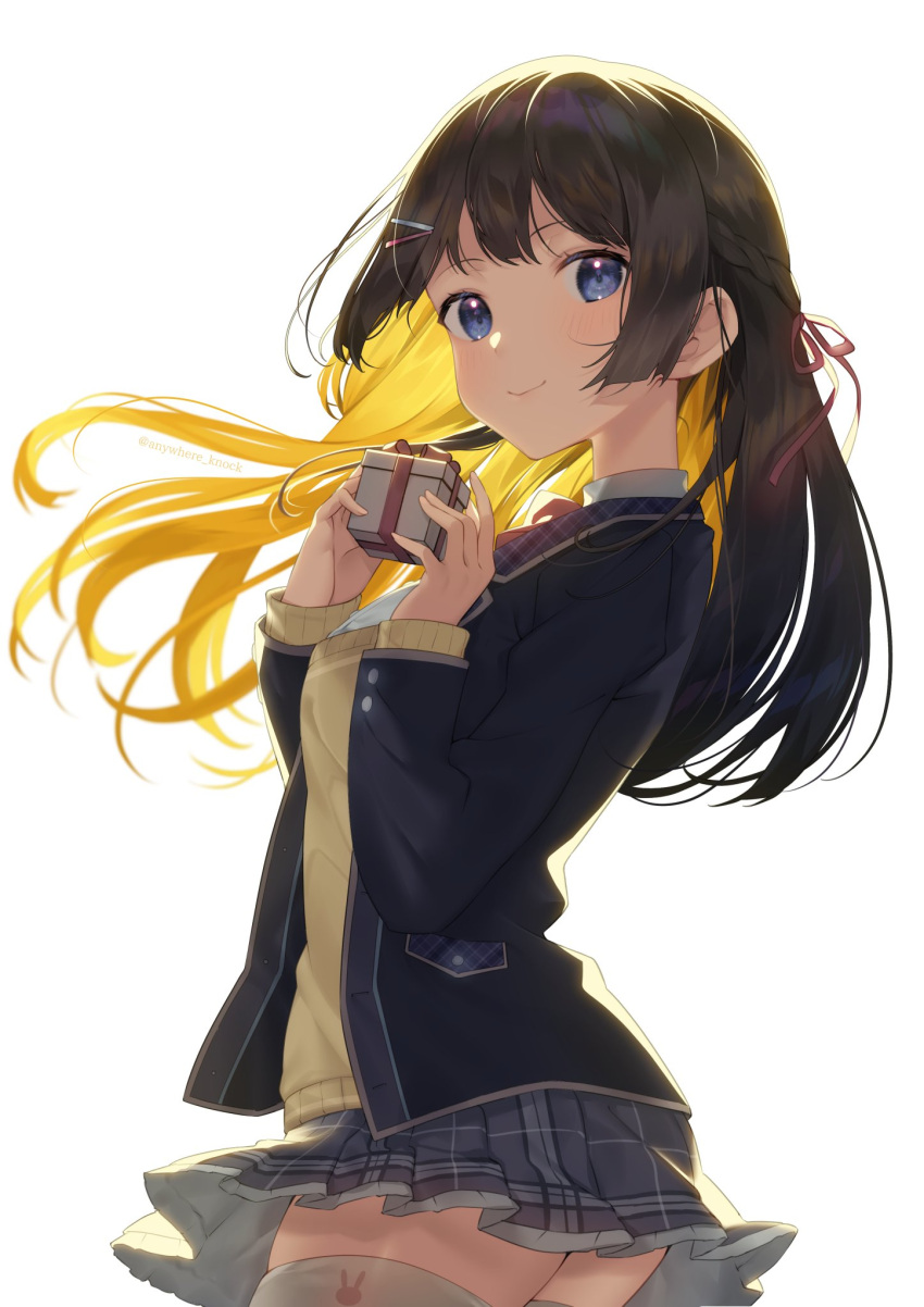 1girl, anywhere_knock, black_hair, black_jacket, blazer, blonde_hair, blue_eyes, blush, colored_inner_hair, commentary_request, grey_skirt, hair_ornament, hairclip, highres, jacket, long_hair, looking_at_viewer, multicolored_hair, nijisanji, simple_background, skirt, smile, solo, thigh-highs, tsukino_mito, tsukino_mito_(1st_costume), virtual_youtuber, white_background, white_thighhighs