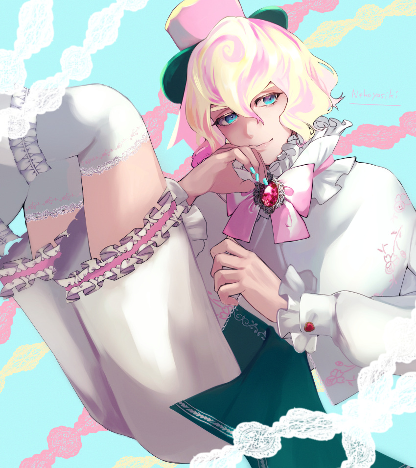 1boy, artist_name, blonde_hair, bow, bowtie, brooch, cookie_run, frilled_sleeves, frills, gem, hat, highres, humanization, jewelry, looking_at_viewer, multicolored_eyes, multicolored_hair, nekoyasiki33, pastel_meringue_cookie, personification, pink_bow, pink_hair, rainbow_eyes, short_hair, smile, solo, two-tone_hair