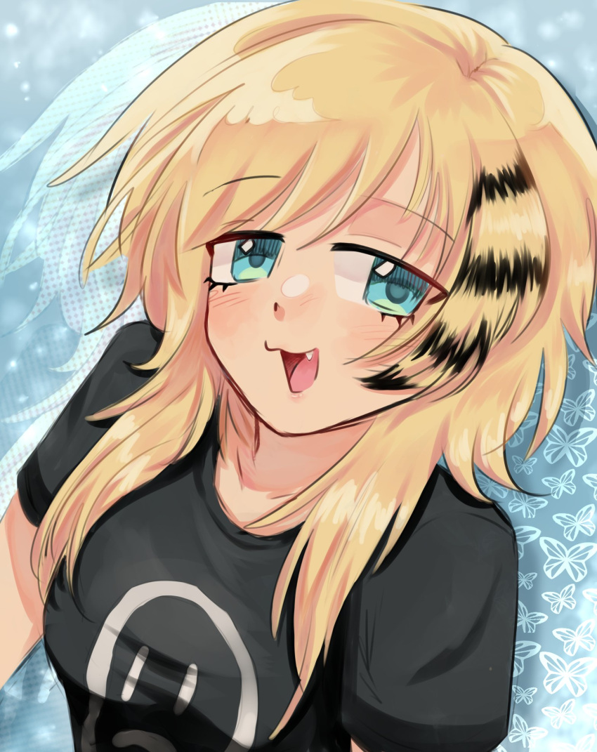 1girl, :d, arms_at_sides, black_hair, black_shirt, blonde_hair, blue_eyes, blush