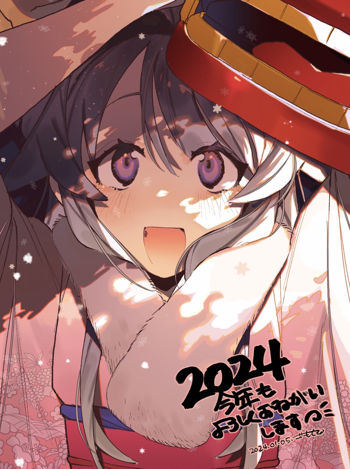1girl, 2024, brown_hair, chinese_zodiac, commentary_request, cropped, dappled_sunlight, dated, enpera, fur_scarf, gomoku_(gomoku418), highres, japanese_clothes, kimono, light_particles, lion_dance, long_hair, looking_up, open_mouth, pink_kimono, pink_sash, protagonist_2_(housamo), sash, shishimai, smile, snowflakes, snowing, solo, sunlight, tokyo_afterschool_summoners, translation_request, upper_body, violet_eyes, year_of_the_dragon