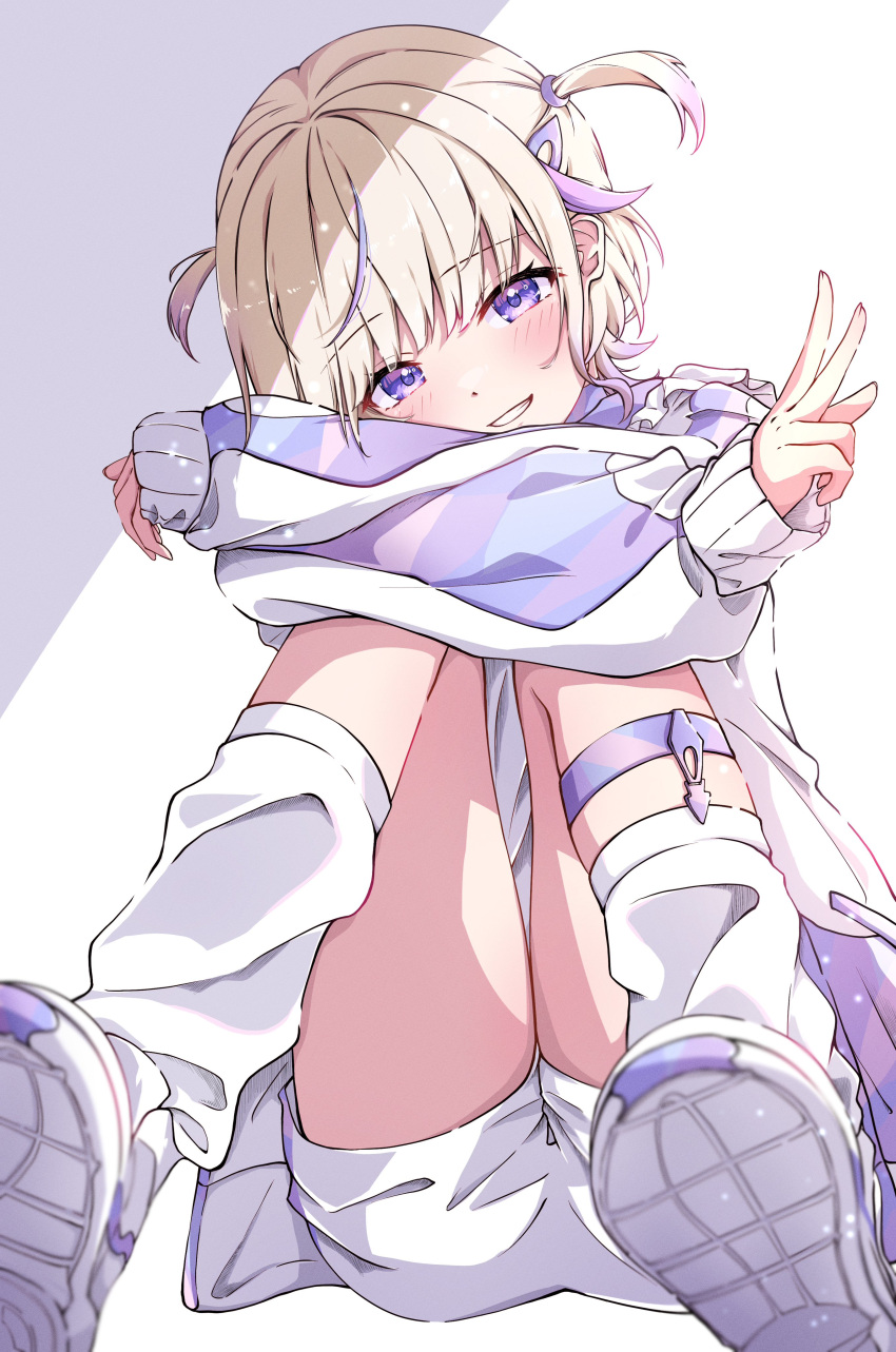 1girl, absurdres, blonde_hair, blush, crossed_arms, hair_ornament, hairclip, highres