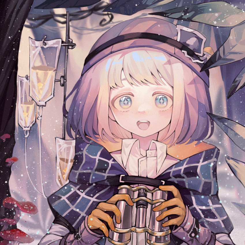 +_+, :d, binoculars, blonde_hair, blue_cloak, blue_eyes, bob_cut, brown_gloves