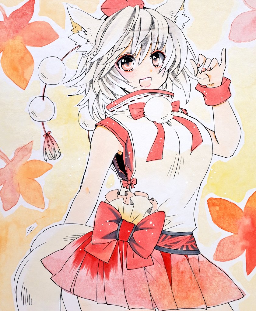 1girl, animal_ear_fluff, animal_ears, bow, hat, inubashiri_momiji, leaf, looking_at_viewer