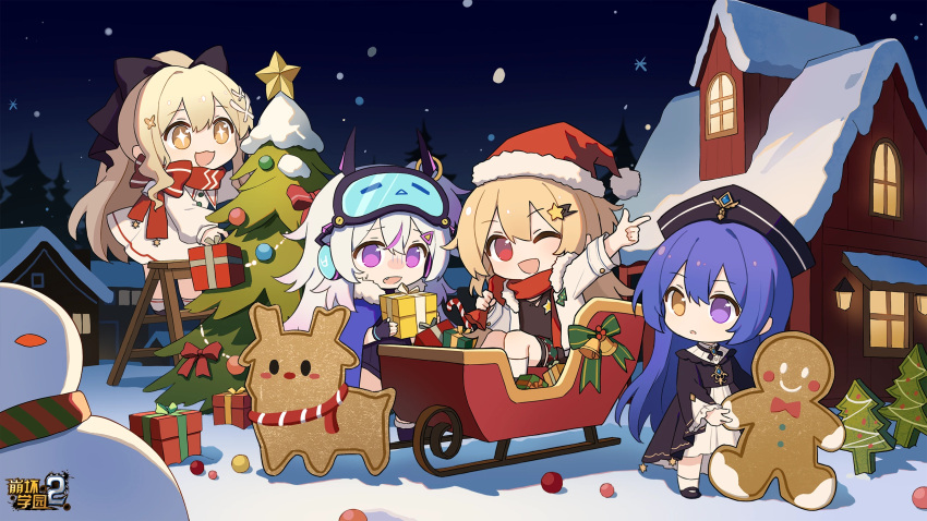 4girls, arkria_hroptr_(benghuai_xueyuan), benghuai_xueyuan, beret, blonde_hair, blue_hair, bow, building, chibi, copyright_name, gradient_hair, grey_hair, hair_bow, hair_ornament, hairclip, hat, highres, honkai_(series), karin_(benghuai_xueyuan), laniaitte_gordius_de_eumenes_(benghuai_xueyuan), multicolored_hair, multiple_girls, night, official_art, santa_hat, scarf, second-party_source, snow, tiara_starlumos_(benghuai_xueyuan), violet_eyes