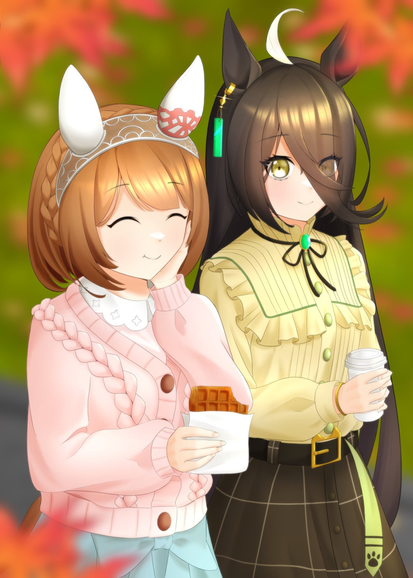 2girls, ahoge, animal_ears, belt, black_hair, blurry, blurry_background, braid, breasts, brown_hair, casual, closed_mouth, crown_braid, eating, food, hair_between_eyes, hair_ornament, headband, highres, horse_ears, horse_girl, leaf, long_hair, manhattan_cafe_(umamusume), medium_hair, multiple_girls, small_breasts, smile, sumiki_inami, sweat, umamusume, yellow_eyes, yukino_bijin_(umamusume)