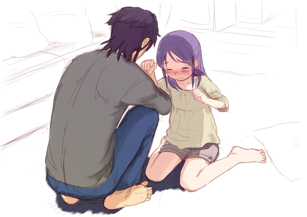barefoot, blush, closed_eyes, family, father_and_daughter, feet, higebu, holding_hands