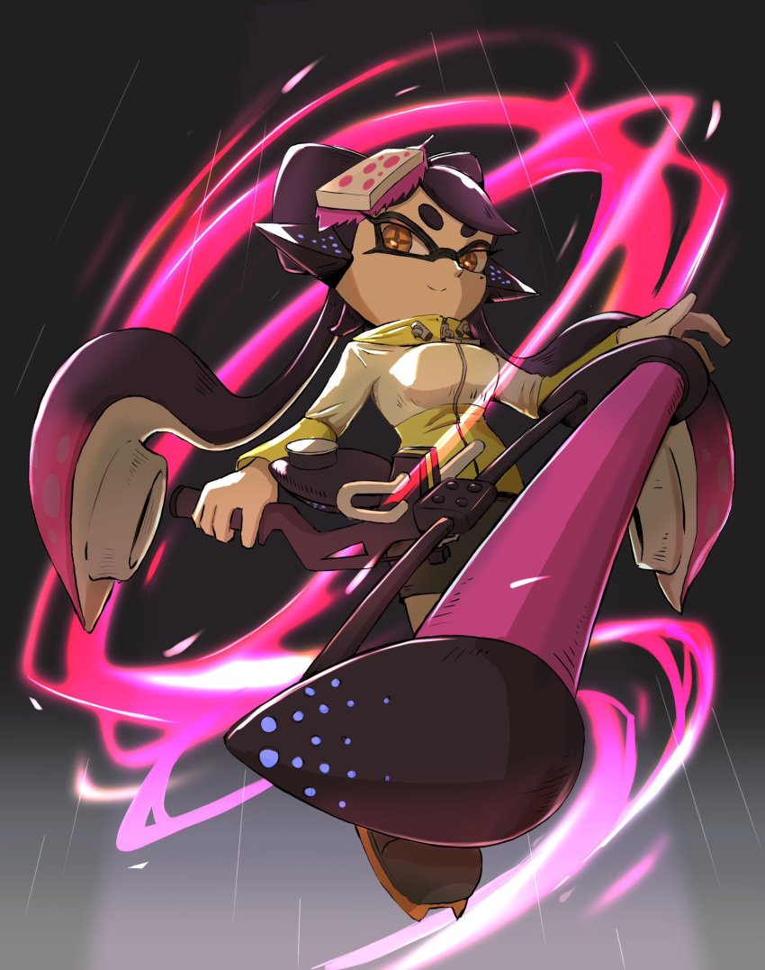 1girl, agent_3_(splatoon), agent_3_(splatoon)_(cosplay), black_background, black_hair, bow-shaped_hair, callie_(splatoon), closed_mouth, commentary, cosplay, food, food_on_head, full_body, gradient_background, gradient_hair, grey_background, highres, jacket, long_hair, mole, mole_under_eye, multicolored_clothes, multicolored_hair, multicolored_jacket, object_on_head, pink_hair, pointy_ears, smile, solo, splat_roller_(splatoon), splatoon_(series), splatoon_1, star-shaped_pupils, star_(symbol), sushi, symbol-shaped_pupils, tara_sli, tentacle_hair, thick_eyebrows, two-tone_background, two-tone_hair, two-tone_jacket, white_jacket, yellow_eyes, yellow_jacket, zipper, zipper_pull_tab