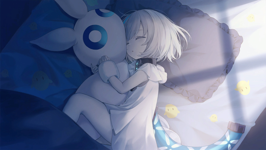 1girl, :o, animal_print, artist_request, azur_lane, bed, bed_sheet, bird_print
