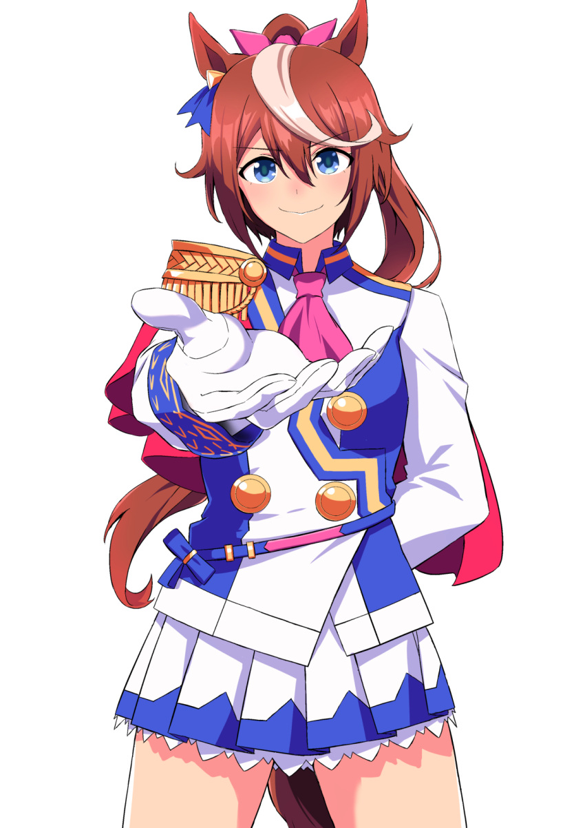 1girl, animal_ears, arm_behind_back, ascot, blue_eyes, blue_jacket, blue_skirt, bow, brown_hair, buttons, cape, closed_mouth, commentary_request, cowboy_shot, double-breasted, epaulettes, gloves, grin, hair_between_eyes, hakase_yurisuki, highres, horse_ears, horse_girl, horse_tail, jacket, long_hair, long_sleeves, looking_at_viewer, multicolored_clothes, multicolored_hair, multicolored_jacket, neckerchief, outstretched_arm, outstretched_hand, pink_ascot, pink_bow, pink_neckerchief, pleated_skirt, ponytail, red_cape, simple_background, single_epaulette, skirt, smile, solo, streaked_hair, tail, tokai_teio_(umamusume), two-tone_jacket, two-tone_skirt, umamusume, white_background, white_gloves, white_hair, white_jacket, white_skirt